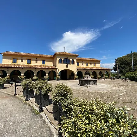 Olympia & Feriested Tarquinia